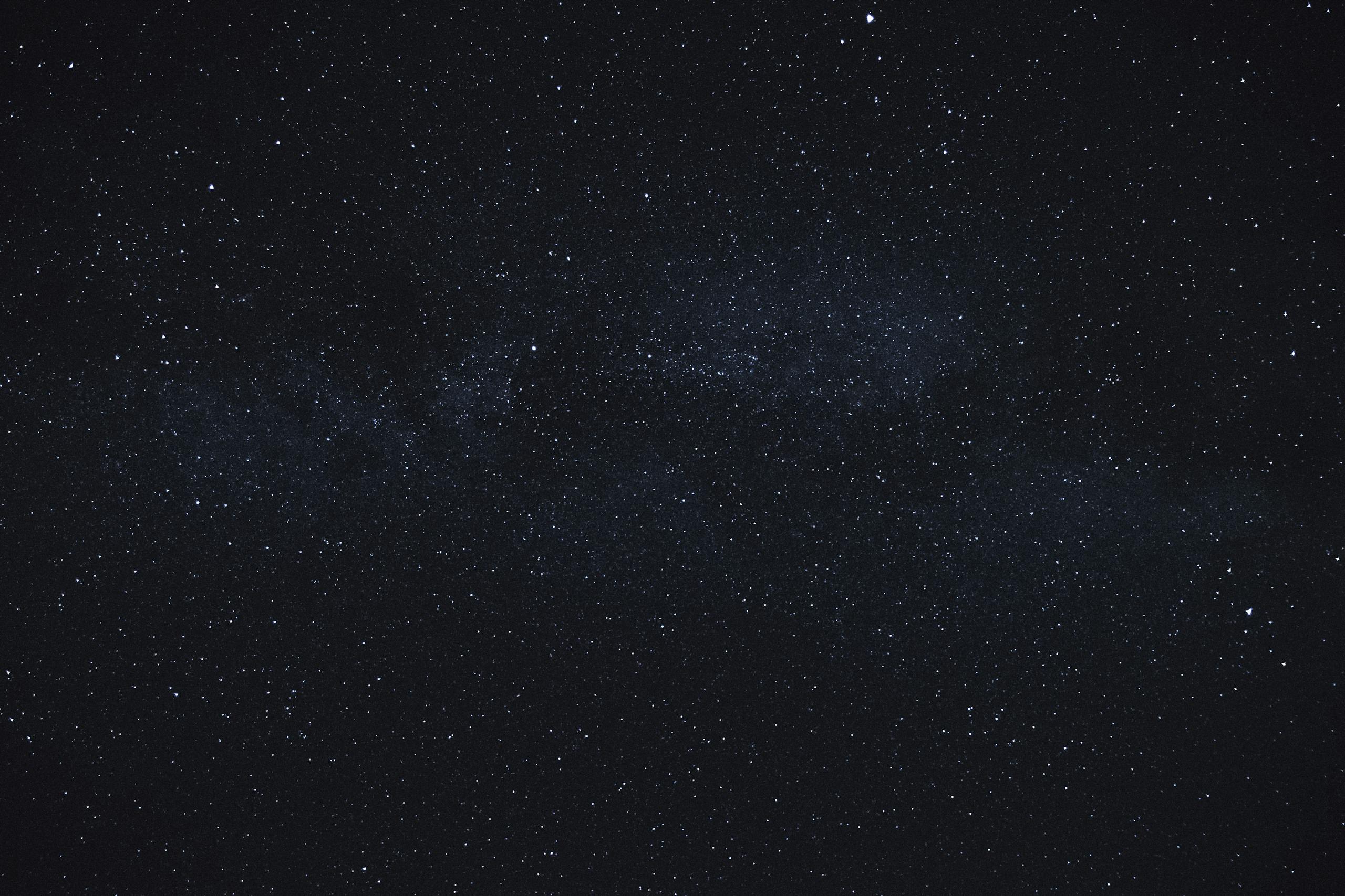 A 3-Billion-Year-Old White Dwarf Still Devouring Its Planetary System A deep and expansive view of a starry night sky, capturing the beauty of the galaxy.