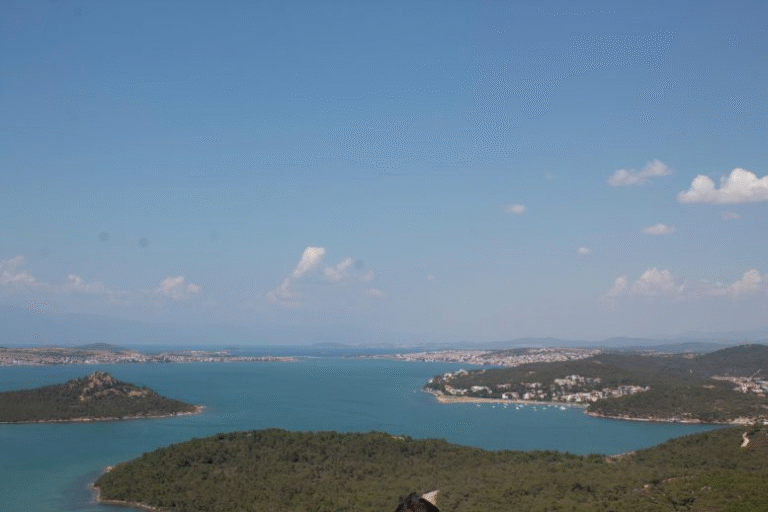 Scientists Uncover a Lost Land Bridge Linking Türkiye to Europe, Rewriting Early Human Migration Routes