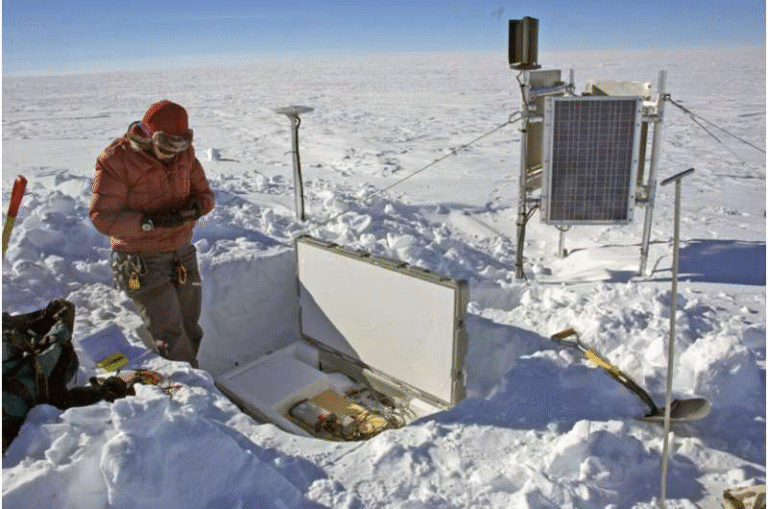 New Long-Term Laser Study Reveals Why Helheim Glacier’s Massive Calving Events Behave Differently Than Expected