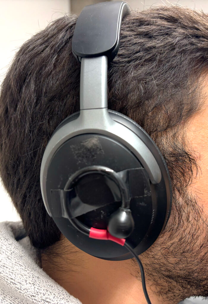 AI-Powered Headphones Can Automatically Figure Out Who You’re Talking To and Help You Hear Them Clearly