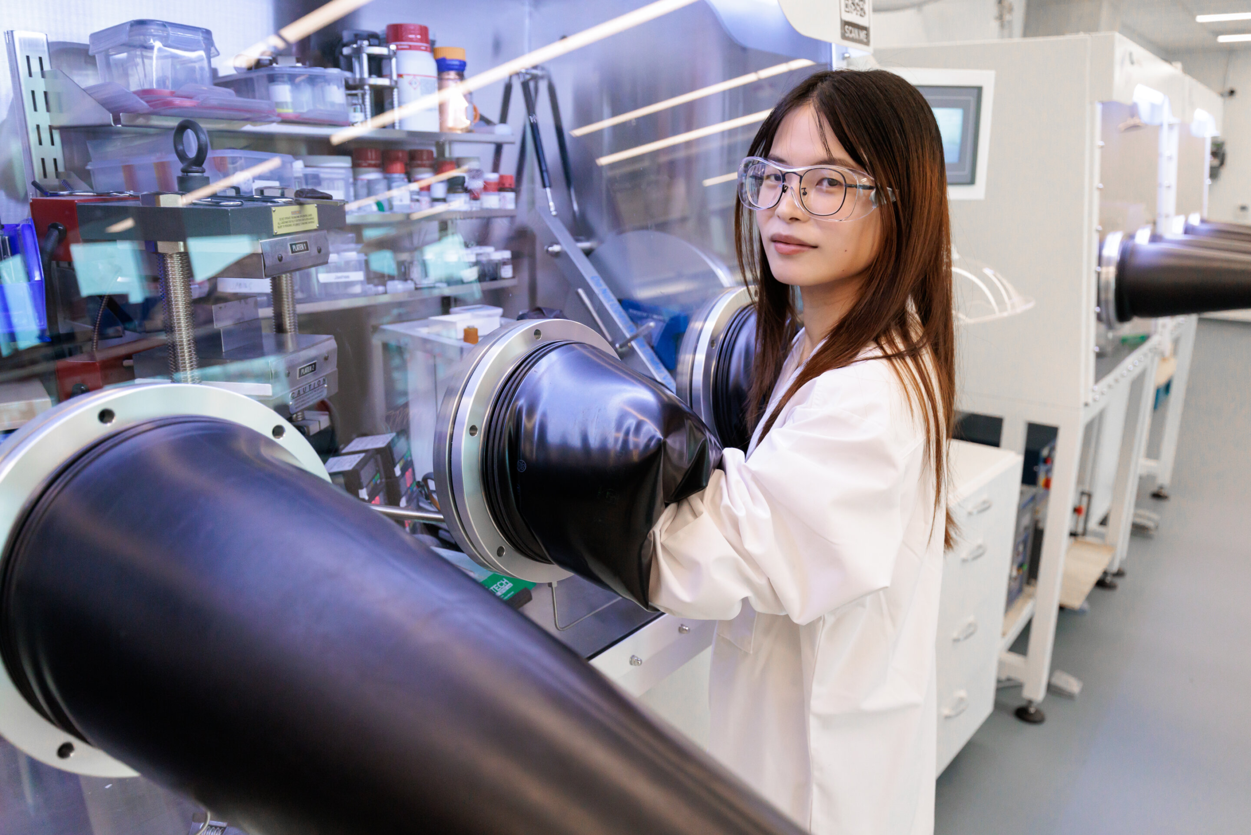 New Research Reveals Why Single-Crystal Battery Materials Fail and How They Need a Rethink