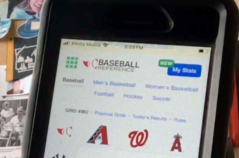 Understanding How Your Daily Travel Habits Shape Smartphone Use and What Research Reveals About Breaking the Cycle