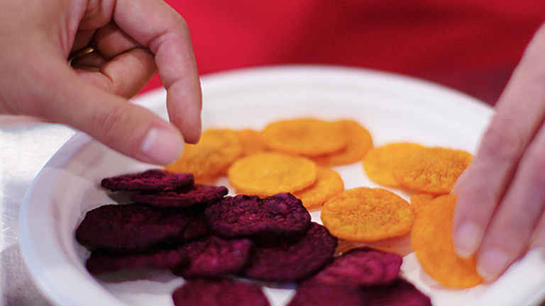 New Microwave Vacuum Drying Technology Is Turning Beets into Crunchy, Nutrient-Rich Snacks