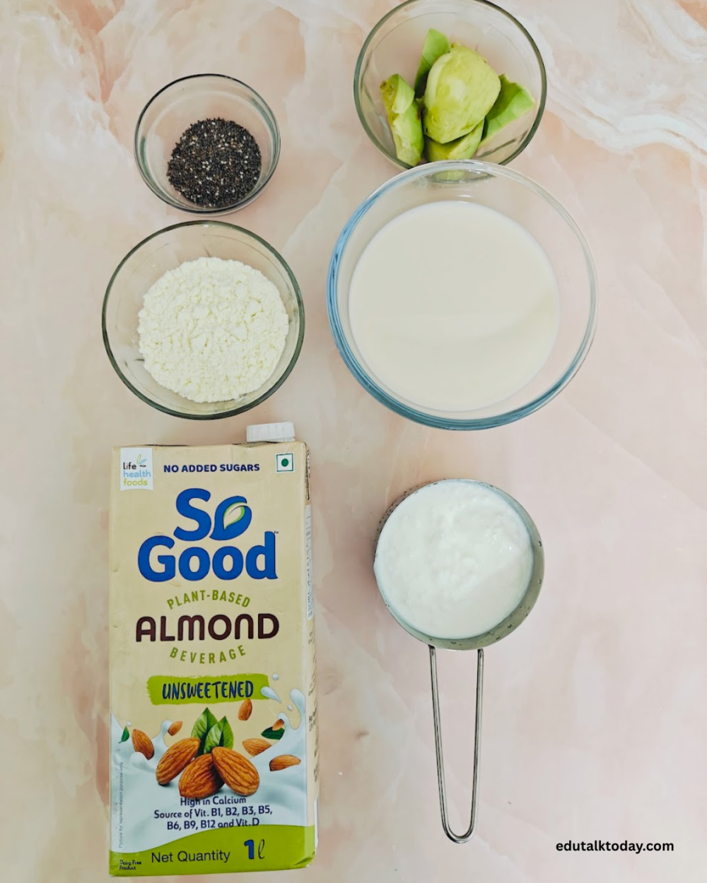 Avocado Almond Milk Smoothie