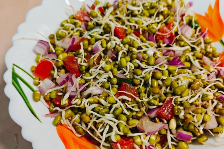 Green Sprouts Salad