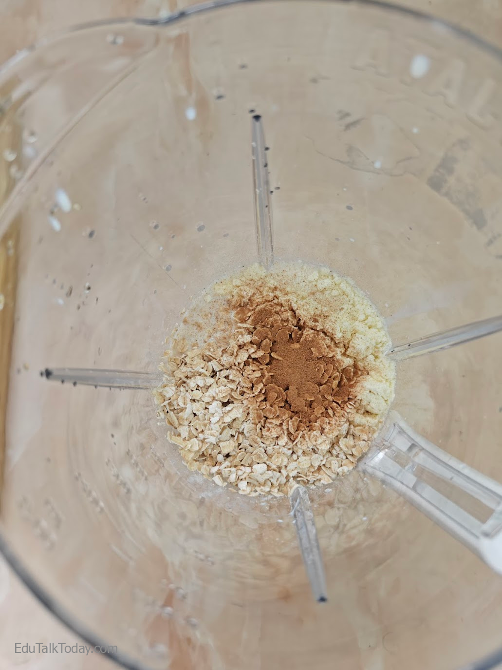 Cinnamon added to the blender jar