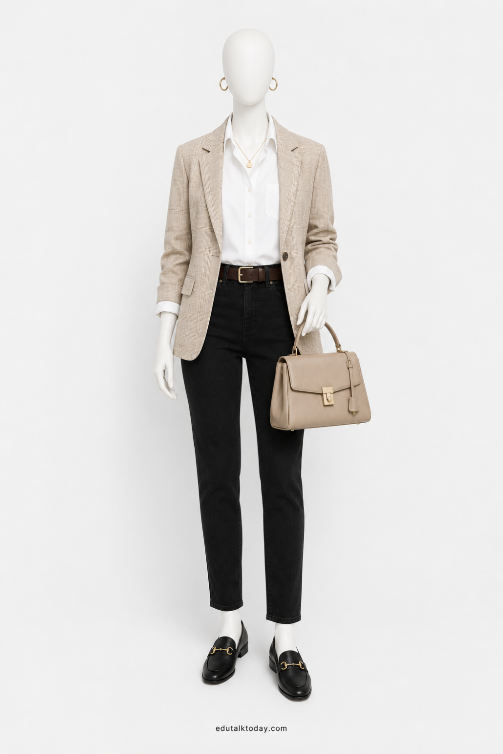 How To Style Black Jeans?