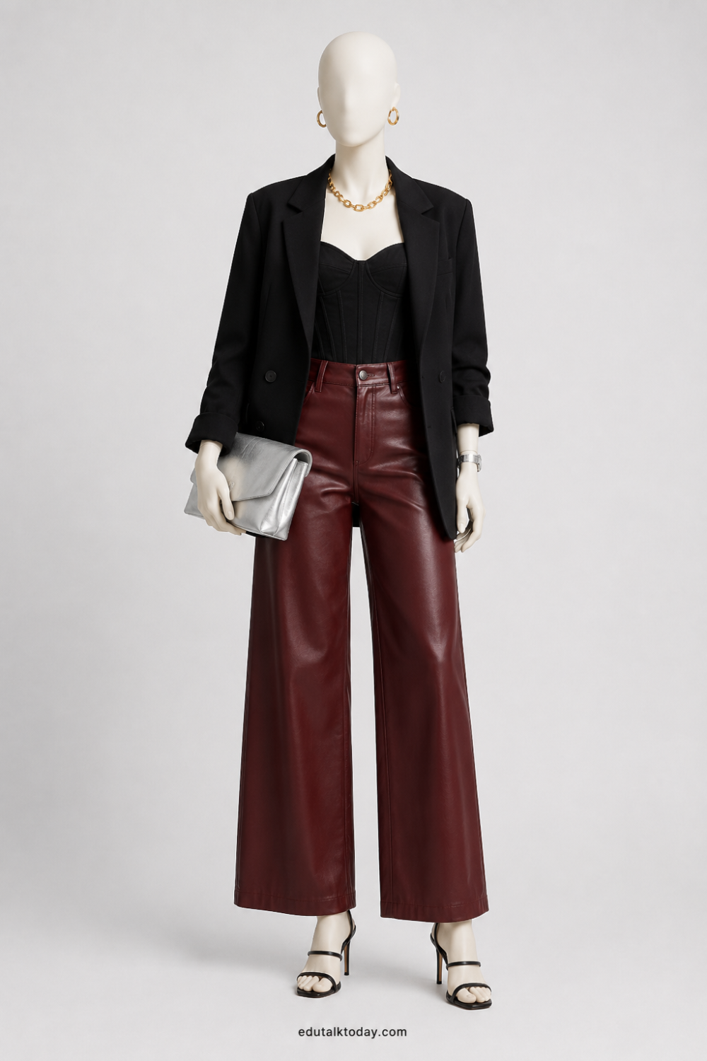 Valentine’s Day Outfit Ideas